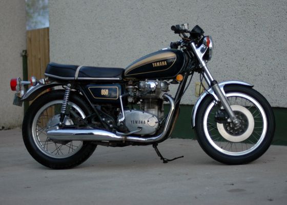 Click to view full size image
 ============== 
xs650D loaner
a '77 on loan from a buddy until the xs360 is alive again. She's actually in worse shape than the picture let's on, but I'd just cleaned her up with some armor all.
