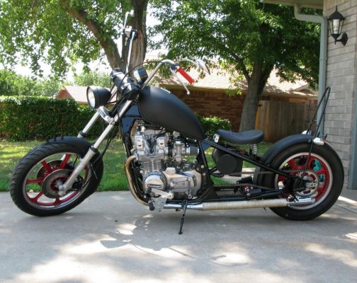Click to view full size image
 ============== 
Just Finished
I know its a kaw, but I like them all.
Keywords: Chopper, KZ, Hardtail
