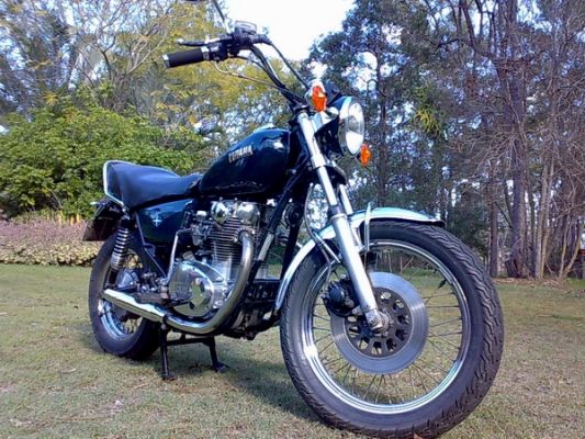 Click to view full size image
 ============== 
81 xs650h
just put a grand worth o bits from Mikes into this ol girl after bottom end rebuild. Just can stop making it a better machine :)
Keywords: 1981 yamaha xs650h