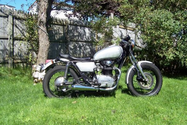 Click to view full size image
 ============== 
1977 XS650
This is what my 77 XS650 looked like the day I bought it for  $1000
